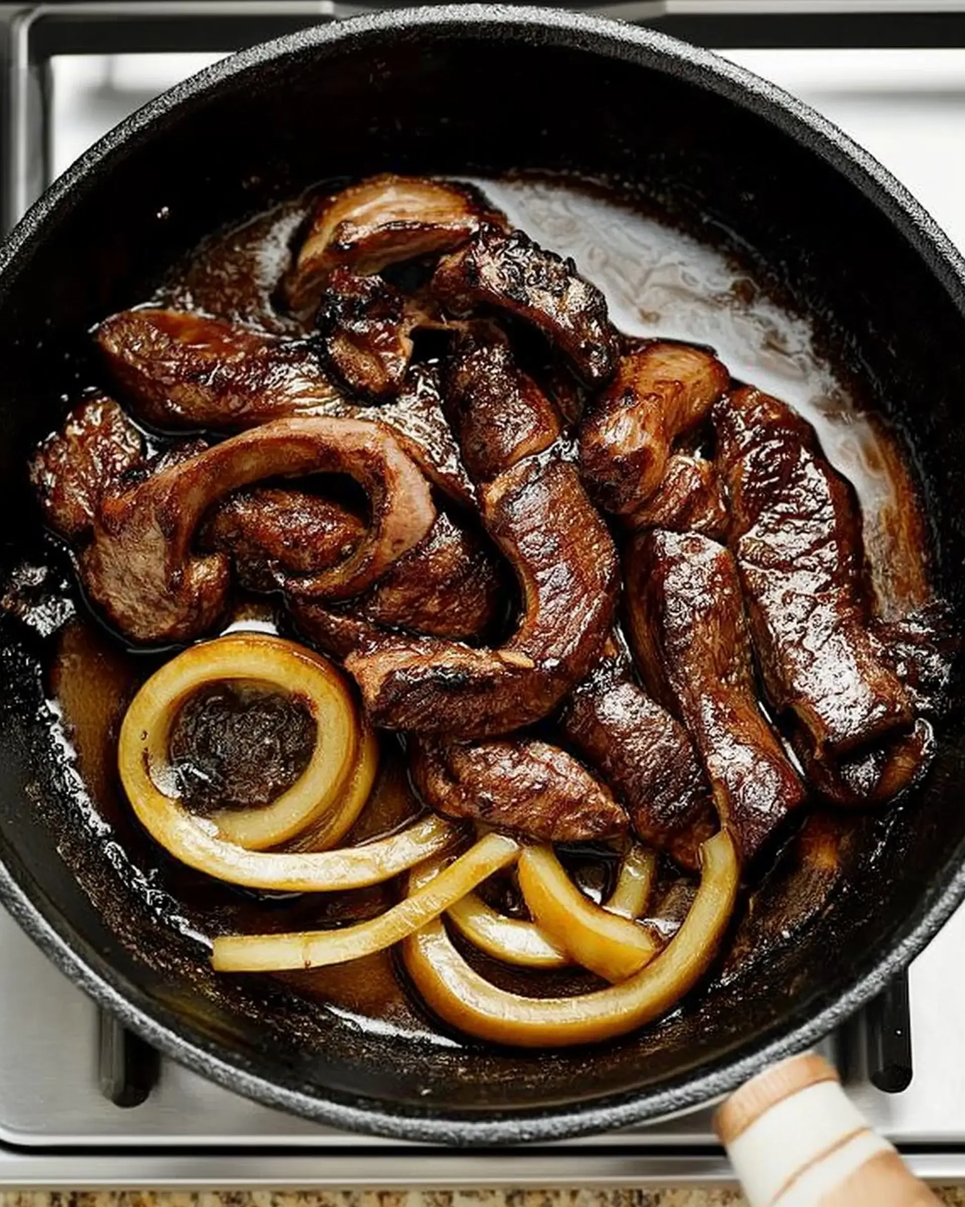Schnelles Ingwer-Rindfleisch mit Zwiebeln: Ein Genuss!