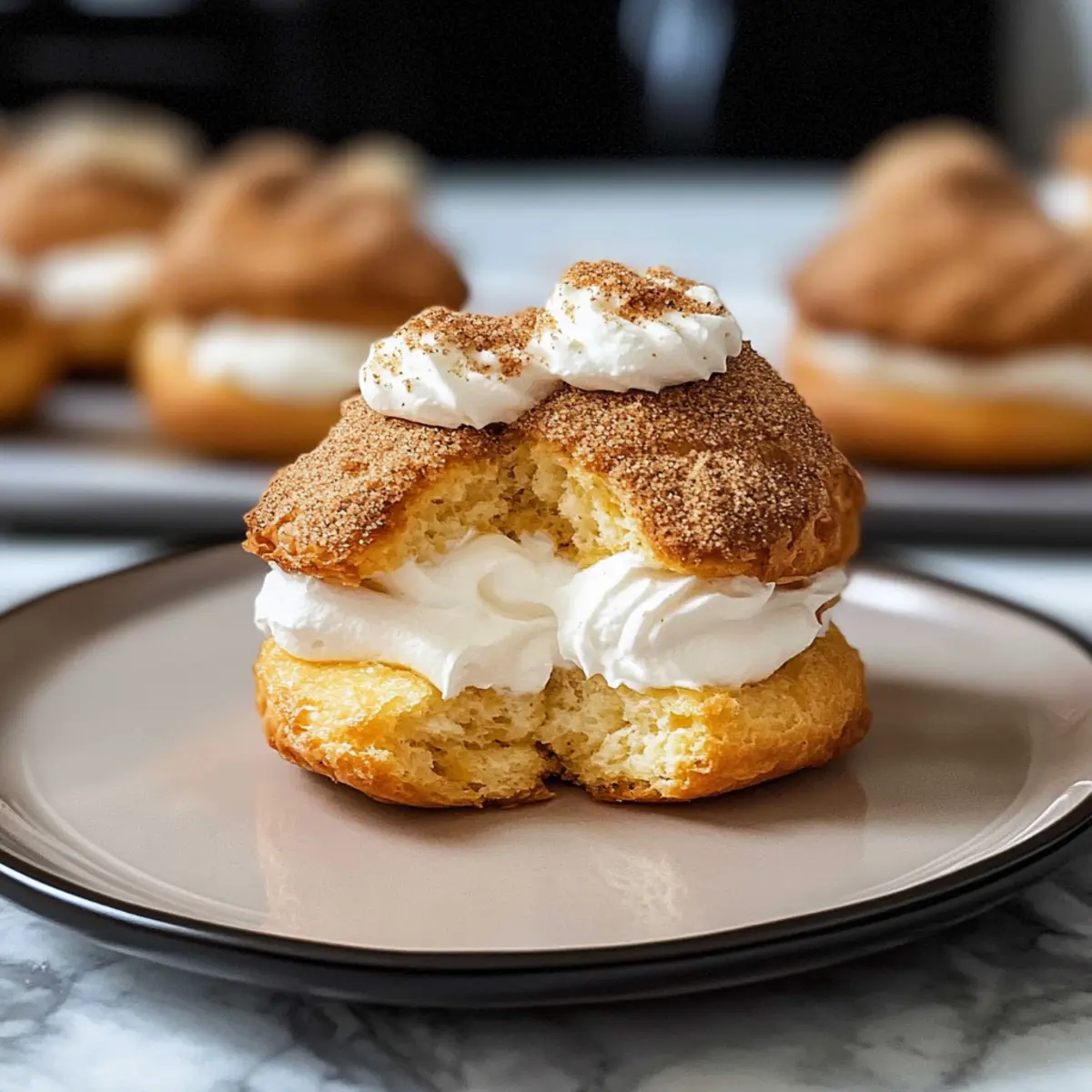 Kürbisgewürz-Brandteigkugeln für den Herbstzauber