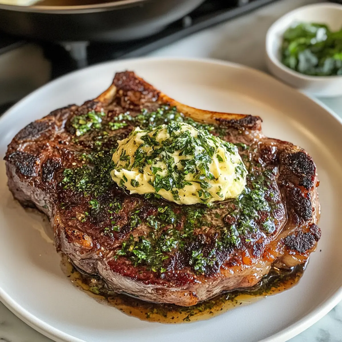 Perfekt gebratener Steak mit Knoblauchbutter rezept
