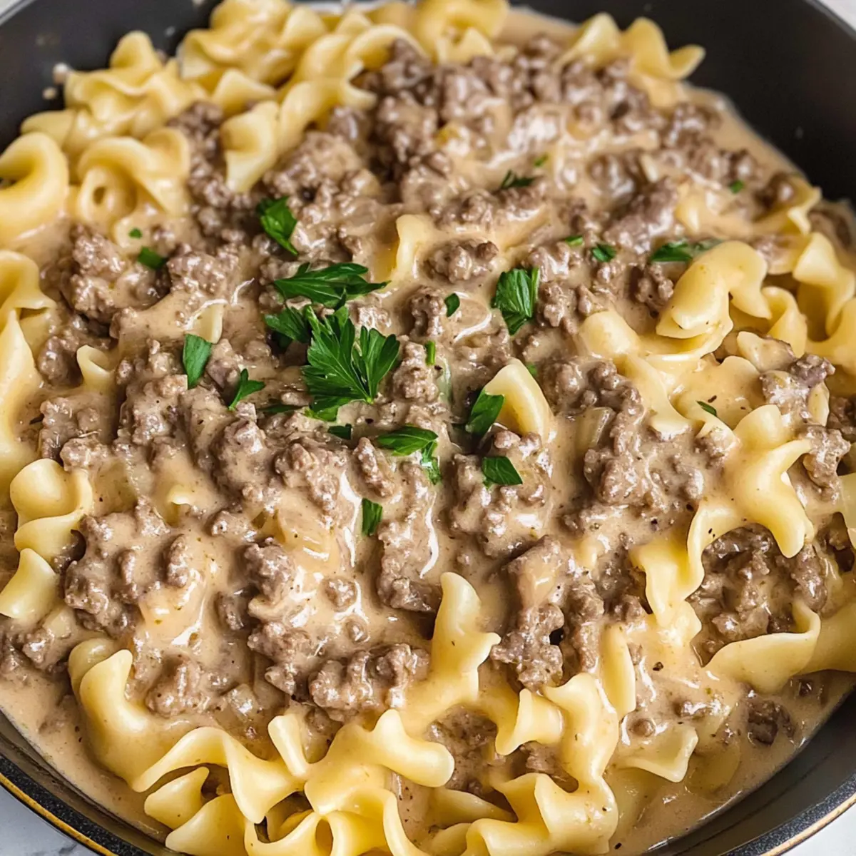 Hamburger Stroganoff Rezept in 30 Minuten genießen