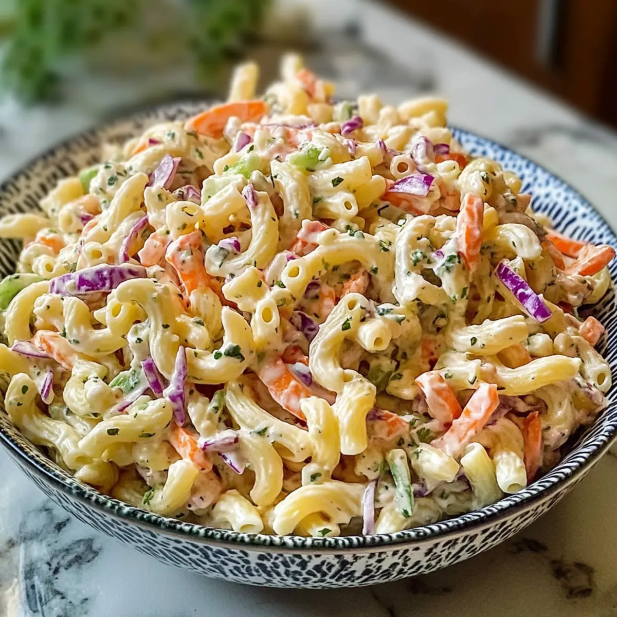 Pasta-Salat mit Krautsalat-Dressing für jeden Anlass